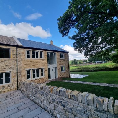 photo of Loughber Croft phase 1 walls and houses on Ben Lane in Barnoldswick